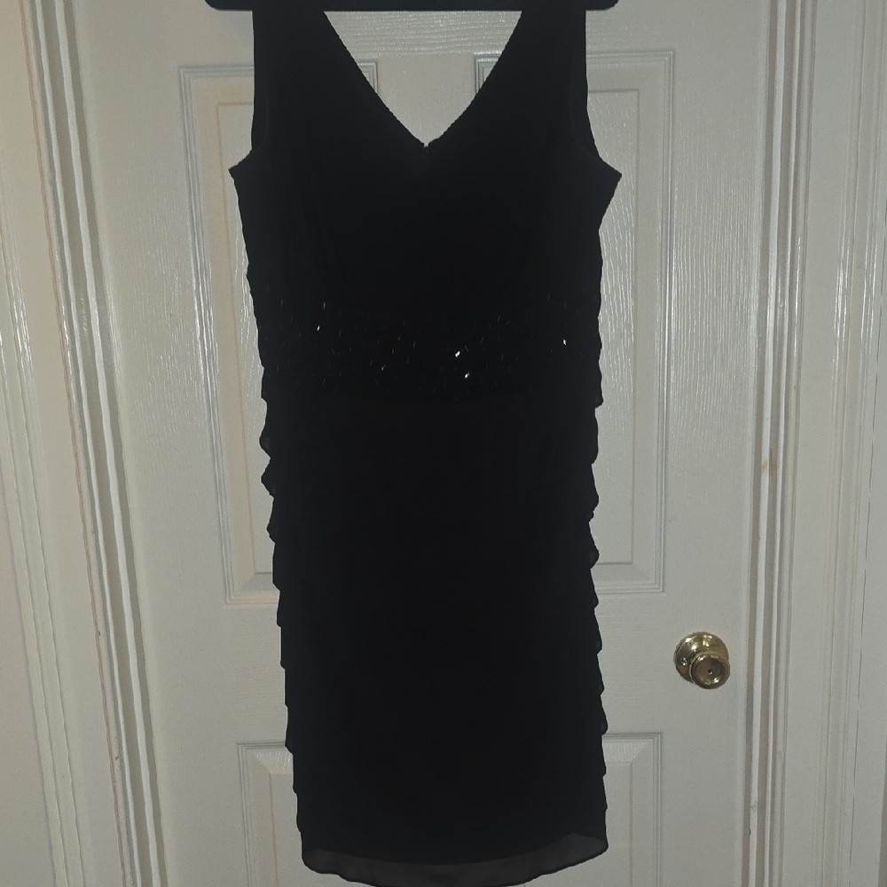 Elegant Black Sleeveless‎ Dress